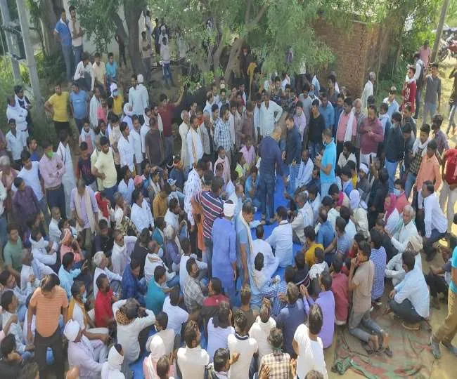 हाथरस प्रकरण : पोलीस अधीक्षकांसह सात जणांचे निलंबन