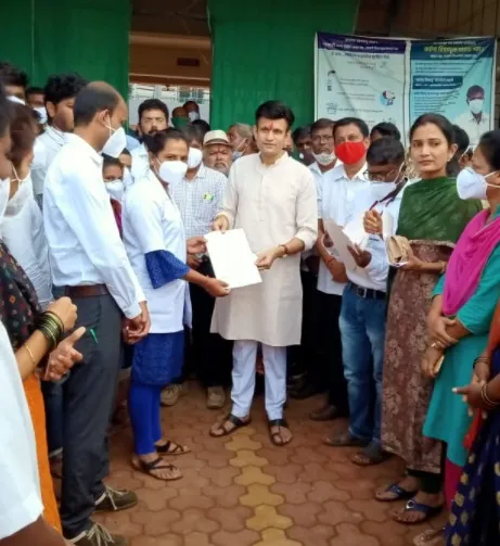 कोरोना रोखण्यासाठी रुग्ण सेवा देणाऱ्यांची भूमिका महत्त्वाची – समरजितसिंह घाटगे