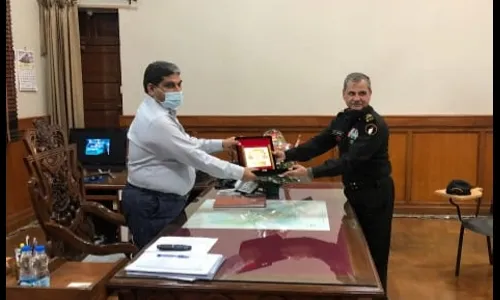 एनएसजी चे जनरल रानडे डीजीपीना भेटले