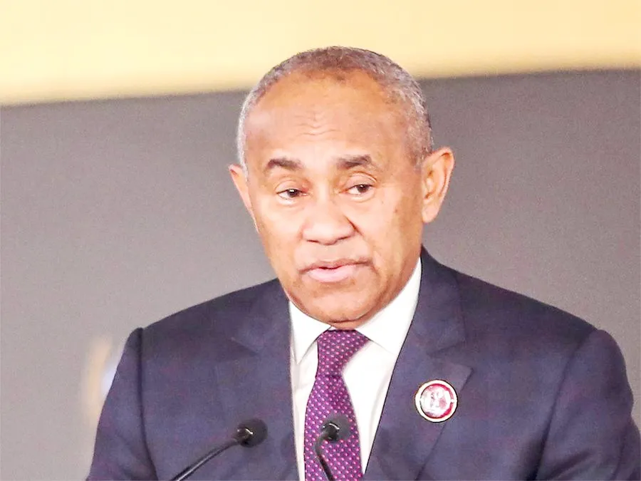 आफ्रिकन फुटबॉल प्रमुख अहमद यांच्यावर पाच वर्षांची बंदी