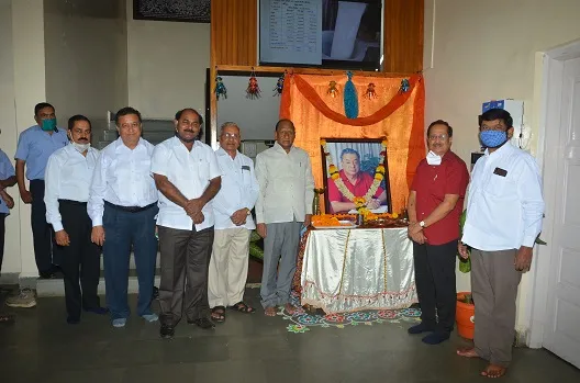 गोकुळमध्ये डॉ. कुरीयन यांना अभिवादन