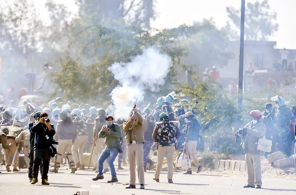 शेतकरी आंदोलनाला ‘हिंसक’ वळण