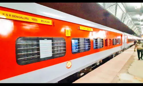 बेळगाव-बेंगळूर सुपरफास्ट रेल्वेची वर्षपूर्ती