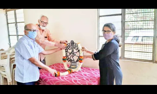 वरेरकर नाटय़ संघात रंगभूमी दिन साजरा