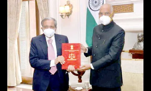 15 व्या वित्त आयोगाचा अहवाल सादर