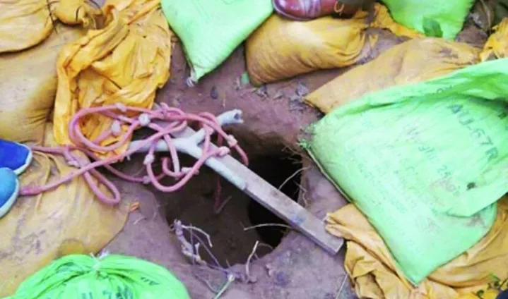 काश्मीरात आंतरराष्ट्रीय सीमेवर दीडशे मीटर लांबीचे भुयार
