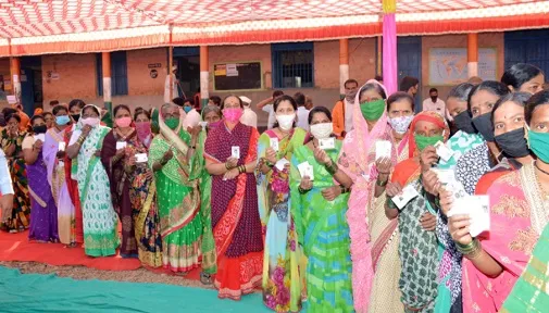 बहिरेश्वरच्या लोकनियुक्त सरपंचांवरील अविश्वास ठराव मंजूर