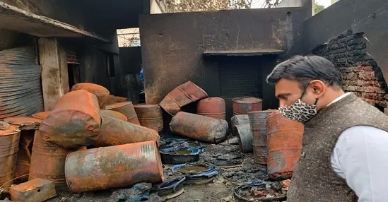 आगीच्या घटनेनंतर आरोग्यमंत्र्यांची केमिकल फॅक्टरीला भेट