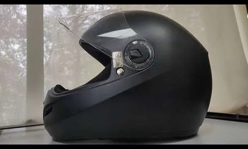 देशात मिळणार केवळ ‘बीआयएस’ प्रमाणित हेल्मेट