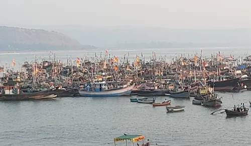 कोकण किनारपट्टीला मत्स्य टंचाईच्या झळा!