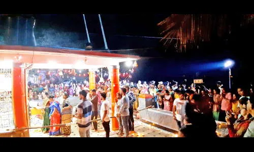 वडगाव मंगाई मंदिरात दिपोत्सव