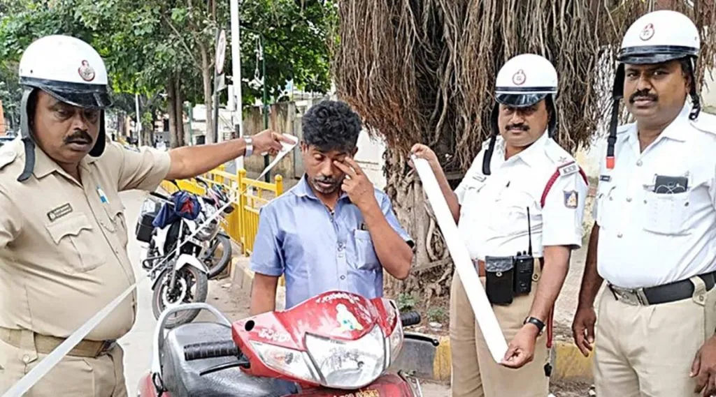 बेंगळूर ट्राफिक पोलिसांनी २ तासात जमा केला २९.५ लाख दंड
