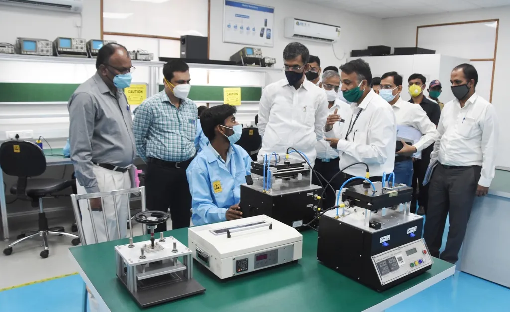 प्रगत व्यवसाय अभ्यासक्रम सुरु होण्यासाठी प्रयत्न करणार : शंभूराज देसाई