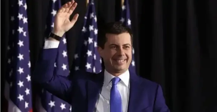 बायडेन यांच्या मंत्रीमंडळात LGBTQ नेत्याला मंत्रिपद