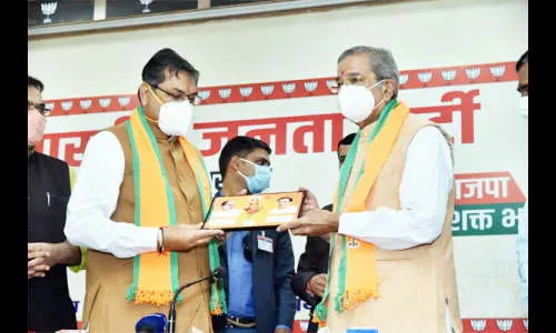 वसुंधरा राजे यांचे विरोधक घनश्याम तिवारी भाजपमध्ये परतले