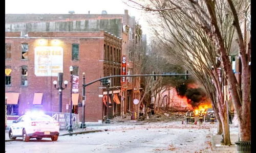 नॅशविले स्फोटस्थळी मानवी अवशेष हस्तगत