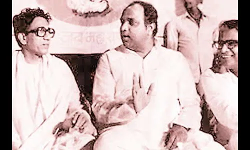 पवारसाहेब आणि मी…. पडद्यामागच्या गोष्टी…’