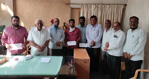 अपघात विमा योजनेअंतर्गत ६४ सभासदांना धनादेश वाटप