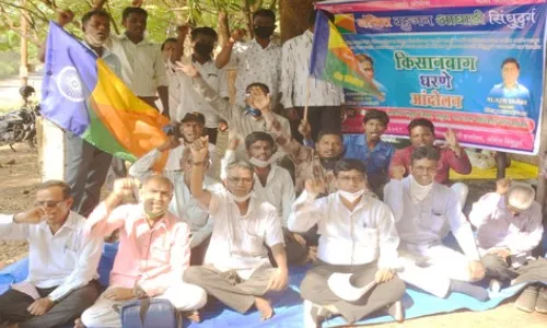 जाचक शेतकरी कायदे रद्द करा