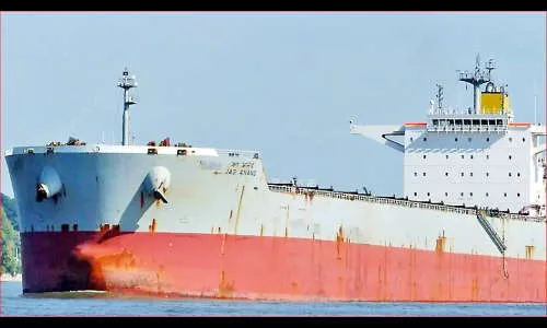 भारतीय खलाशांच्या सुटकेसाठी आंतरराष्ट्रीय साहाय्याचे आवाहन