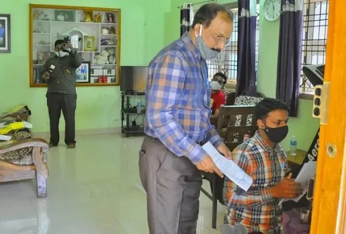 कर्नाटक : एसीबीची उपनिबंधक कार्यालयासह अधिकाऱ्याच्या घरावर छापेमारी