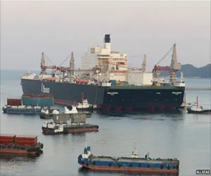 चिनी समुद्री हद्दीत भारताची जहाजे ताटकळत