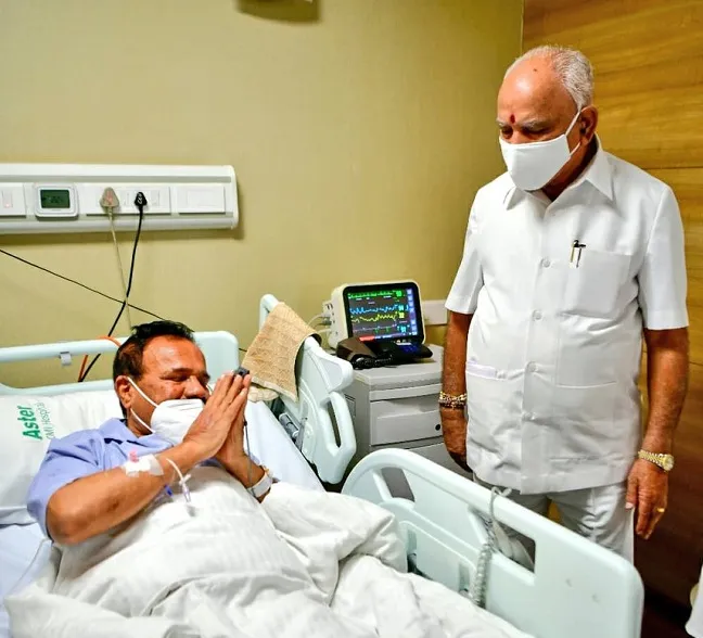 कर्नाटक : पंतप्रधानांचा केंद्रीय मंत्री सदानंद गौडांना विश्रांती घेण्याचा सल्ला