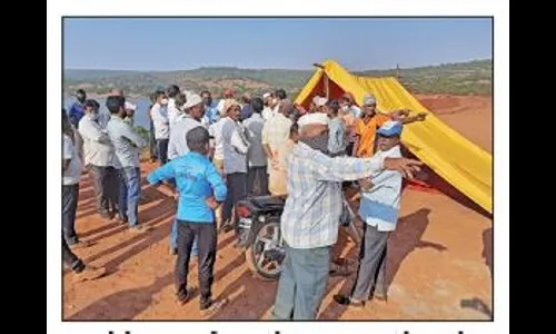 कास धरणाचे काम ग्रामस्थांनी पाडले बंद