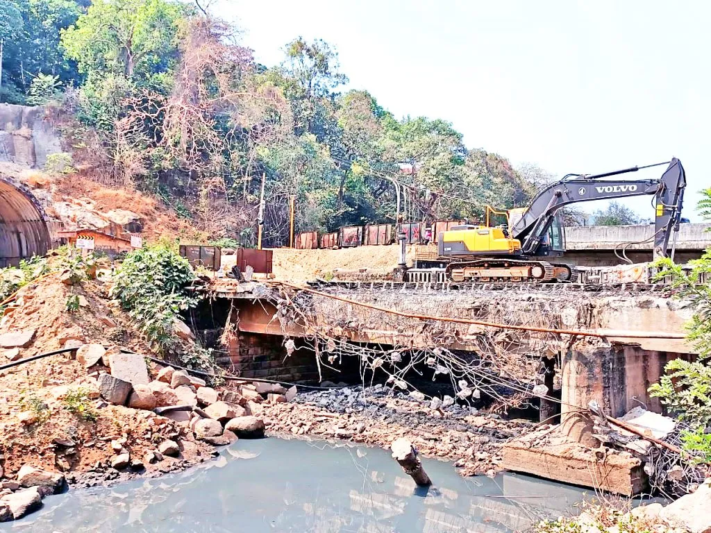 कारवारमधील लंडन ब्रिज आता इतिहासजमा होणार