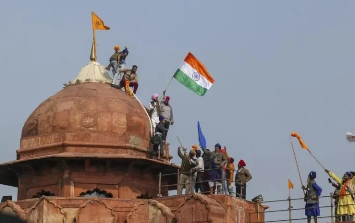 लाल किल्ल्यावरील हिंसाचारातील 25 आरोपींची ओळख पटली