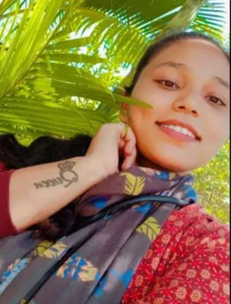 शिये येथे अपघात, एक विद्यार्थींनी जागीच ठार तर एक गंभीर जखमी