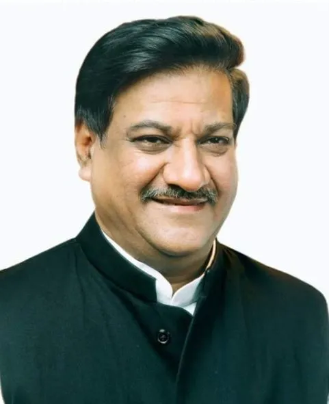 माजी मुख्यमंत्री पृथ्वीराज चव्हाण यांची आसाम छाननी समितीच्या अध्यक्षपदी निवड