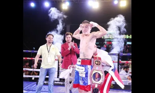 स्टार मुष्टियोद्धा विजेंदर सिंगची विजयी परंपरा अखेर खंडित