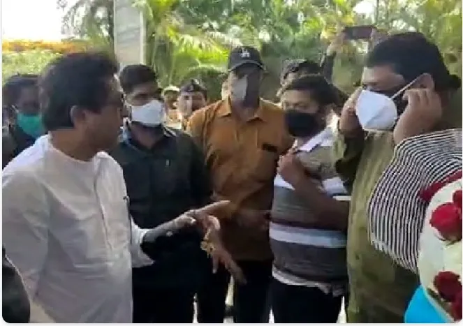 राज ठाकरे नाशिकमध्ये विनामास्क!