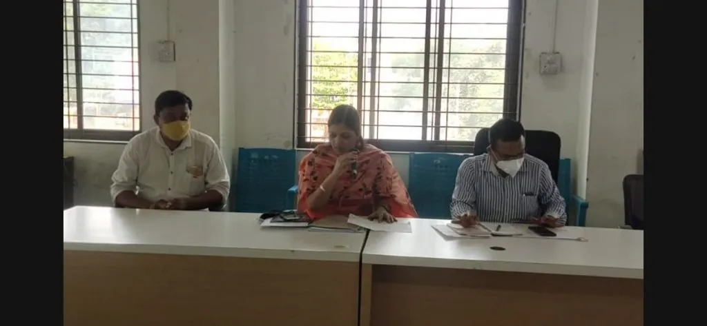 गौण खनिज वाहतूक करणाऱ्या वाहनांचा लिलाव