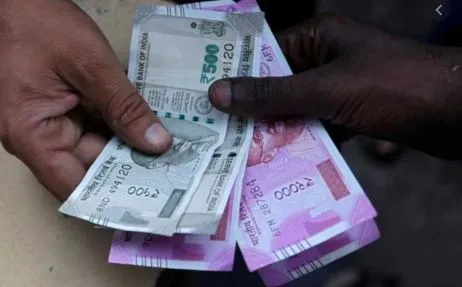 कर्नाटकः जीएसटी अधिकाऱ्याला लाच घेताना अटक