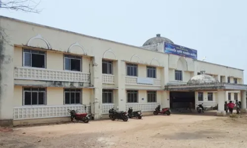 वेंगुर्ले कोविड सेंटर समस्यांच्या गर्तेत