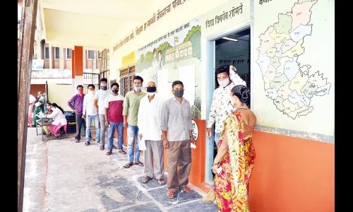 पोटनिवडणुकीत मतदानाचा टक्का घसरला