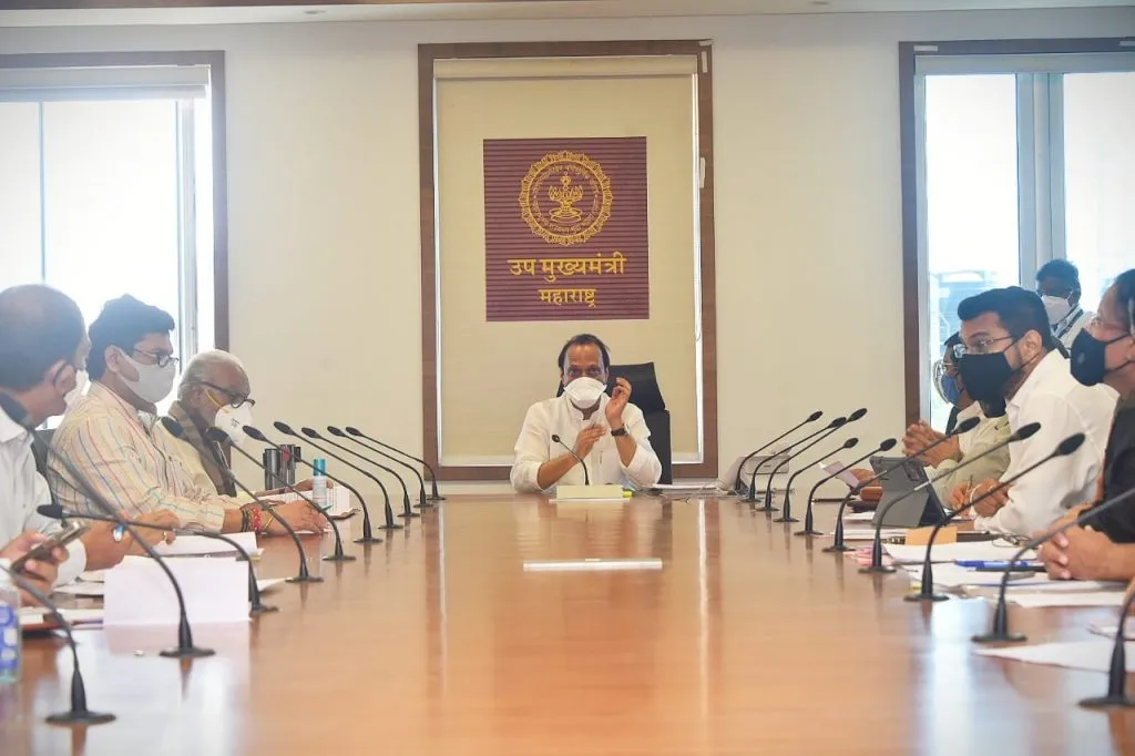 लाभार्थ्यांना तात्काळ मदत मिळावी यासाठी युद्धपातळीवर अंबलबजवणी करा