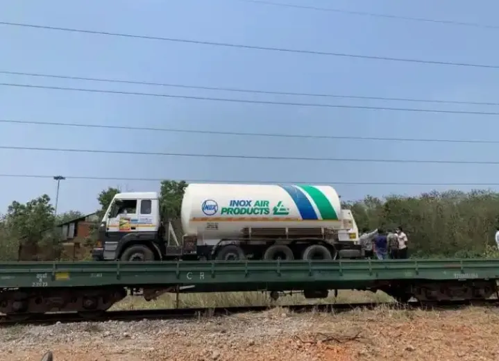 ऑक्सिजन एक्सप्रेस आज महाराष्ट्रात दाखल होणार