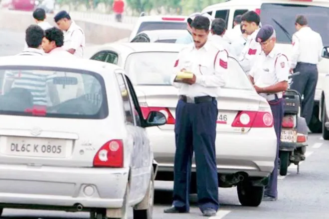 पंधरा हजार वाहनचालकांचे परवाने रद्द करण्याची शिफारस Recommendation to cancel the licenses of fifteen thousand drivers