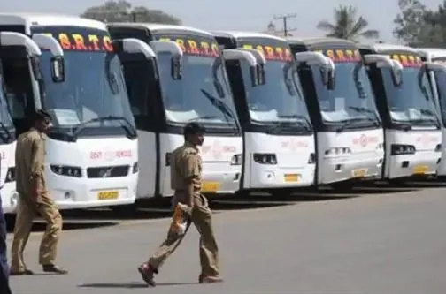 कर्नाटक बस संप: बीएमटीसीतील २,४४३ कामगार निलंबित