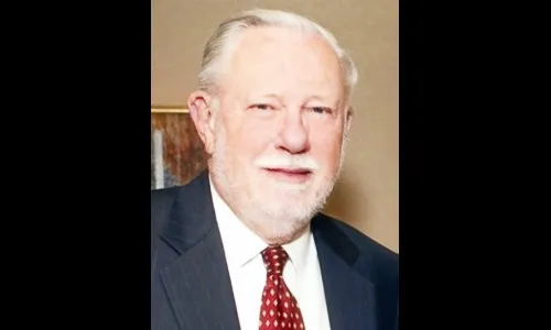 जगाला पीडीएफची भेट देणारा काळाच्या पडद्याआड