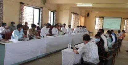 सातारा : कोरोना संसर्गाबाबत रामराजे नाईक निंबाळकर यांनी घेतली आढावा बैठक