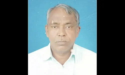 ओटवणे रहिवासी आनंद कवठणकर यांचे निधन