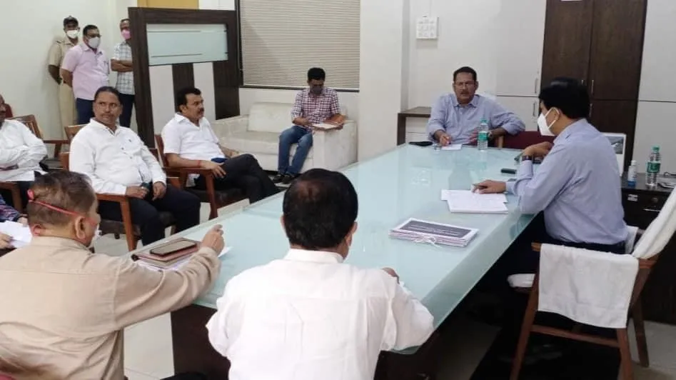 होम आयसोलेशनसाठी रयतची महाविद्यालये ताब्यात घ्या : खा. उदयनराजे