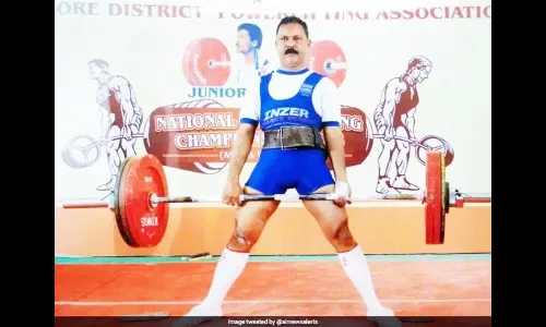 क्रीडा मंत्रालयाकडून जोसेफ जेम्सना अडीच लाख रूपयांची मदत