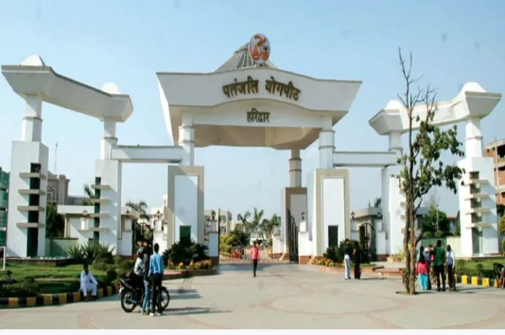 कोरोना : योगगुरू रामदेव यांच्या डेअरी व्यवसायाचे सीईओ सुनील बन्सल यांचे निधन