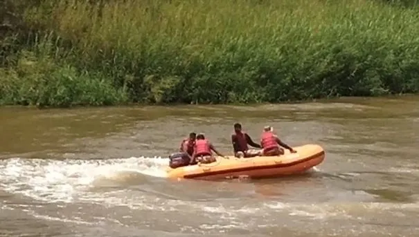 वारणा नदीत पोहायला गेलेला घुणकीचा युवक बुडाला