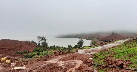 सातारा : कास तलाव ओव्हरप्लो, सांडव्यावरून वाहू लागले पाणी